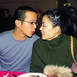 刘玥的闺蜜汪珍珍在健身
